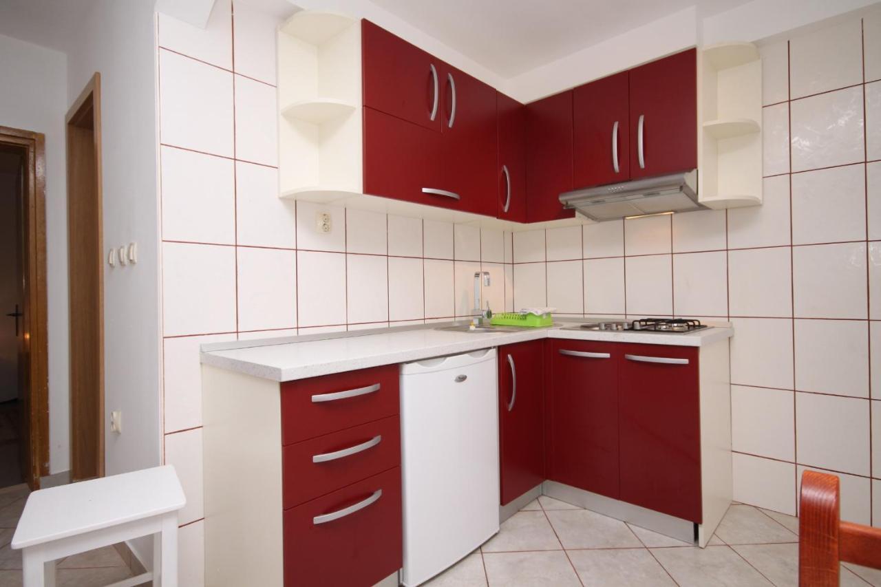 Apartment Zavala 8774B Jelsa  Buitenkant foto